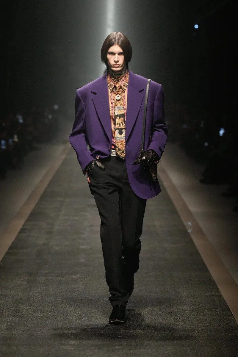 Milan Fashion Week 2025 Versace razor-sharp tailoring Milan Fashion Week 2025 Versace razor-sharp tailoring
