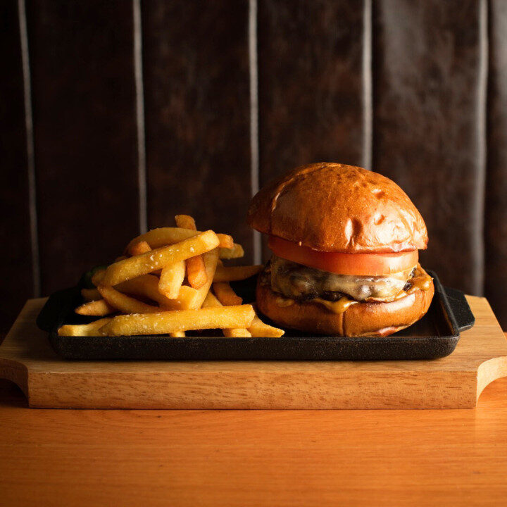 best burgers hong kong bones & blades