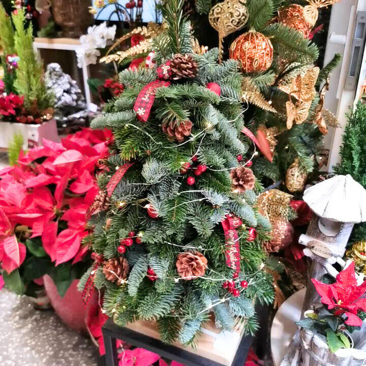 anglo chinese florist mini tabletop christmas tree