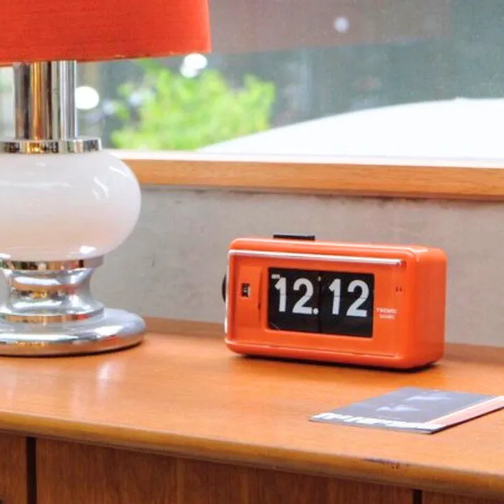 twemco alarm flip clock