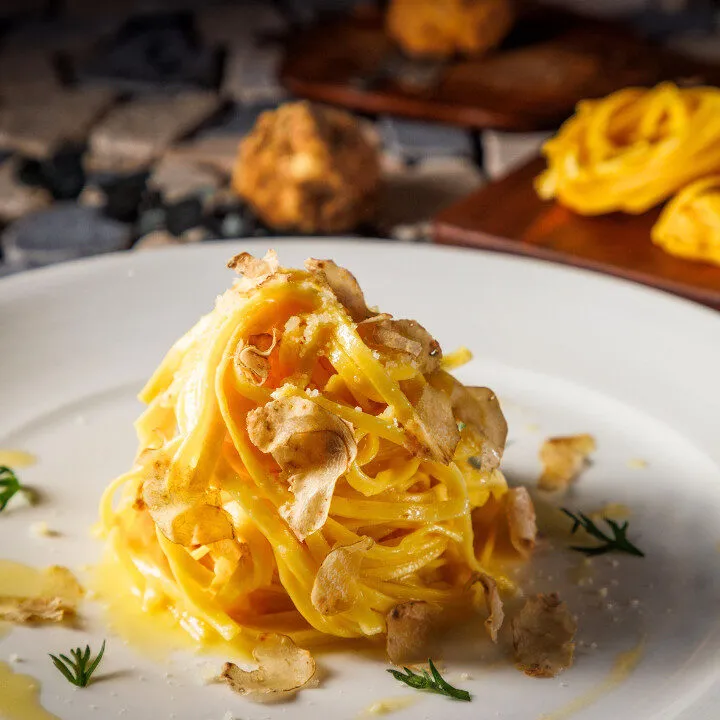 cucina white truffle extravaganza pasta dish