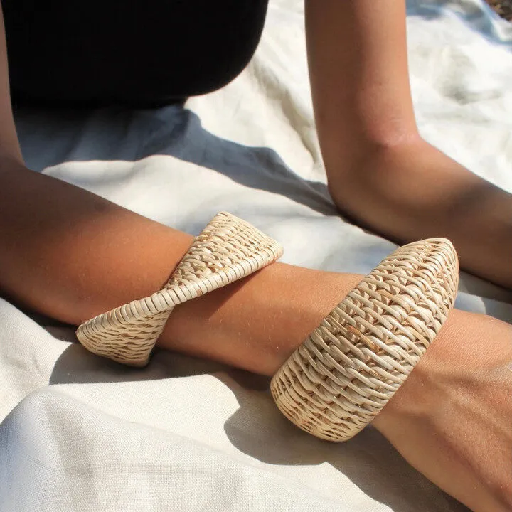 sustainable fashion MANAVA