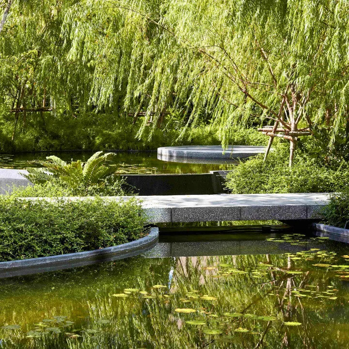 Kimpton Maa-Lai Bangkok Garden Langsuan Lumphini Park