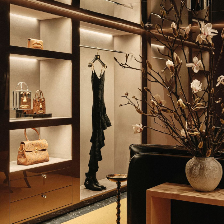 Schiaparelli hong kong salon interior