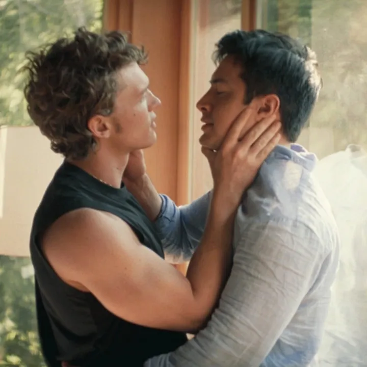 heated rivalry hudson williams and connor storrie