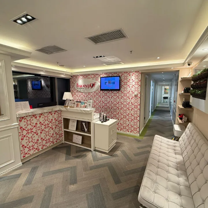 Honeypot Waxing Boutique boudoir interiors