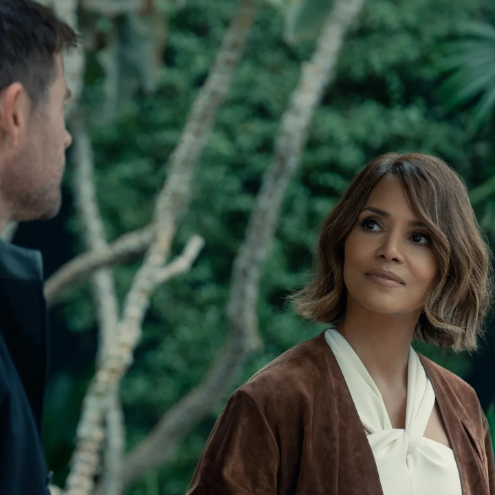 halle berry and chris hemworth