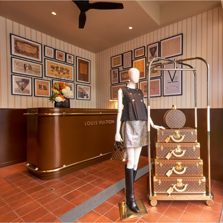 louis vuitton hotel bangkok concierge desk