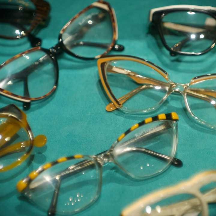 vintage shopping in tokyo Solakzade shop