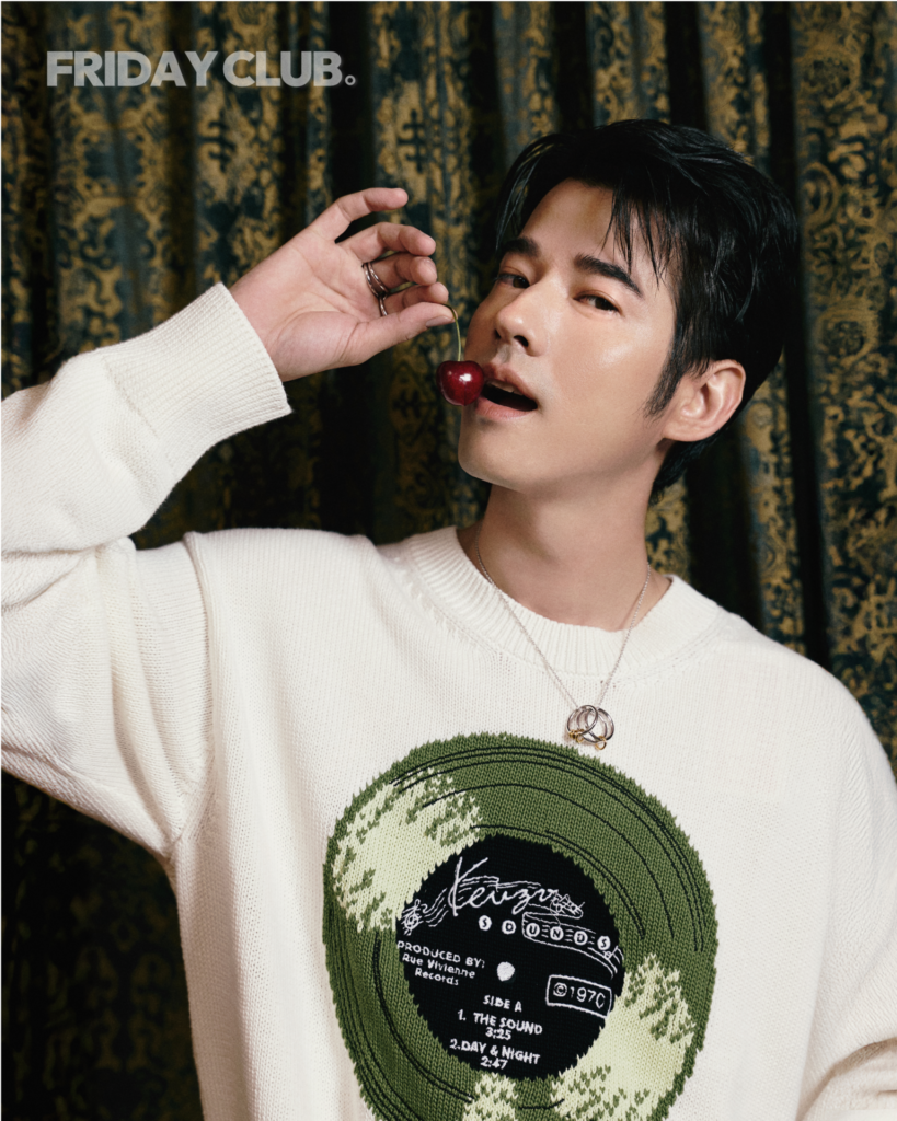 Mario Maurer social media