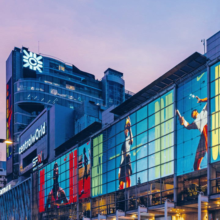 bangkok malls centralworld